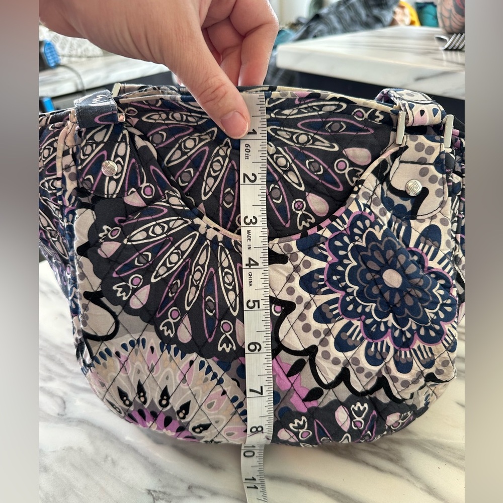 Vera Bradley Retired Mimosa Medallion Purse - Picture 14 of 16